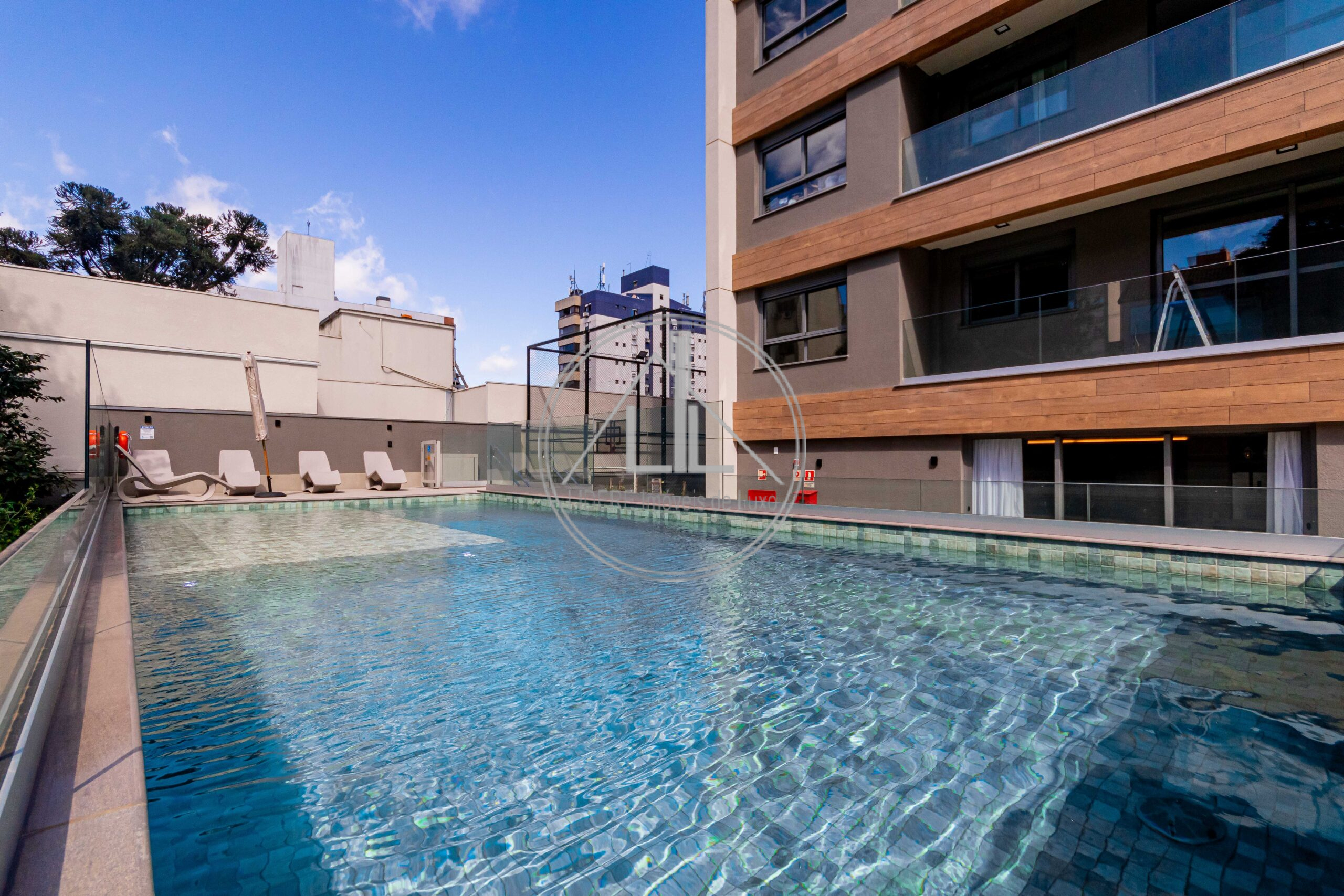 Piscina-e-Solarium-2-scaled